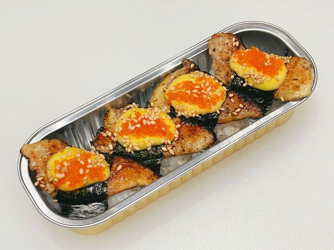 如何在家里举办寿司饭盒派对